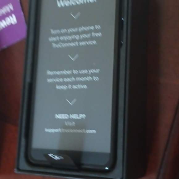 Phone - Picture 2 of 4